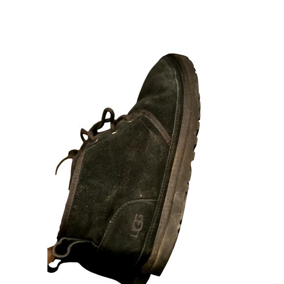UGG Men’s Neumel Black Suede Chukka Boots Size 11 Sheepskin Lined - Picture 3 of 5